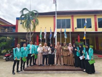 Kerja sama Mahasiswa PKL Universitas Nurul Hasanah Kuta cane