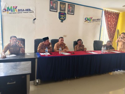 Rapat guru-guru Produktif bersama Pak Kacab